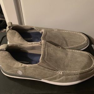 Men’s slip ons